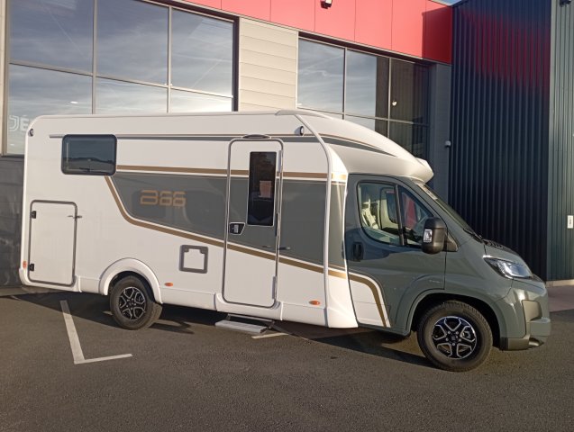 Burstner Camping-Car t690 td B66 - Photo 2