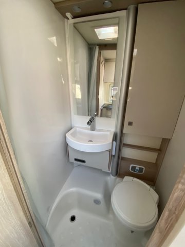 Burstner Lineo T 690 G t690 - Photo 9