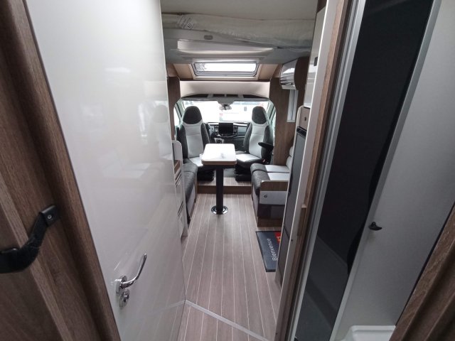 CI Magis 67 XT FORD - Photo 14