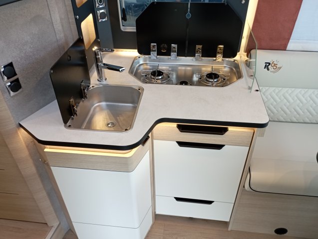 Rapido 666 F 65 ANS - Photo 6