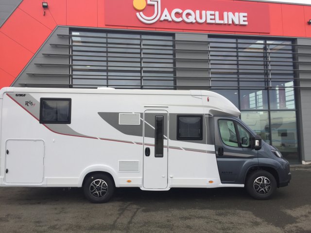 Rapido 696 F 65 Ans - Photo 2