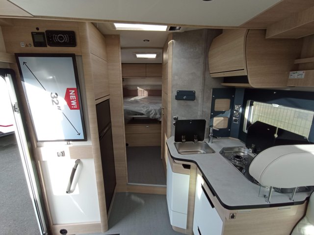 Rapido 696 F - Photo 9