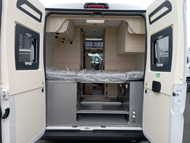 Rapido Van V55 - Photo 4
