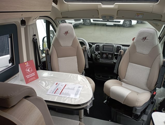 Rapido Van V55 - Photo 6