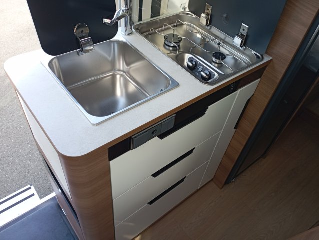 Rapido Van V68 - Photo 6