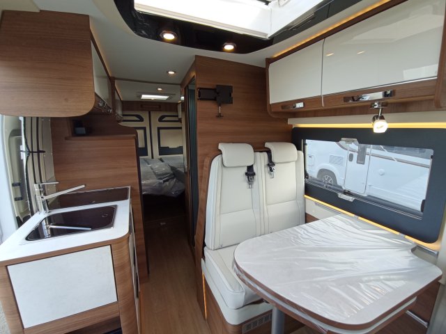 Rapido Van V68 - Photo 12