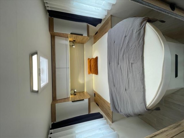 Bavaria Initial I720FC Nomade Plus + - Photo 6