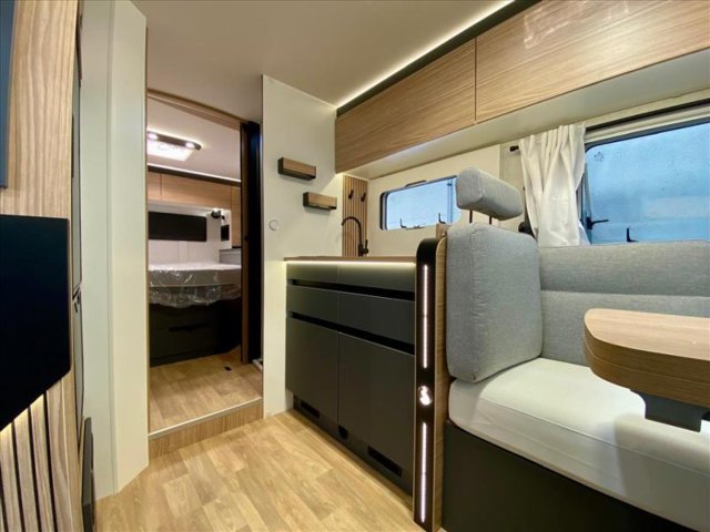 Bavaria Initial I740FC Nomade I 740 FC - Photo 3