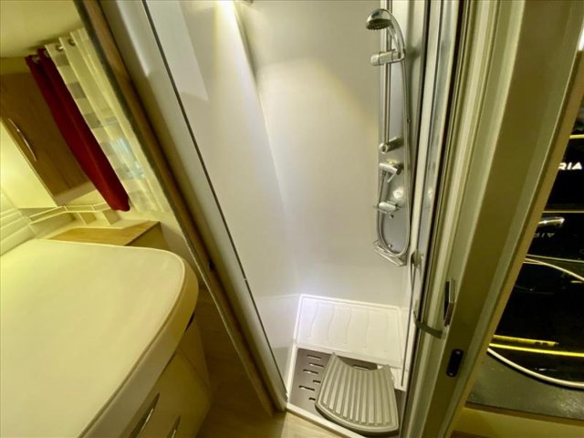 Bavaria Initial I740FC Style STYLEI740FC - Photo 8