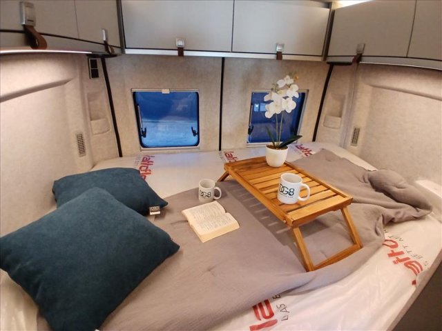 Hymer Camper Vans / Hymercar Grand Canyon - Photo 7