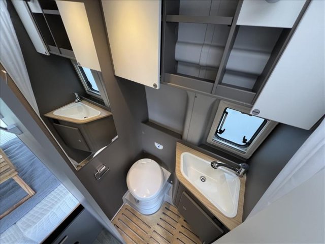 LMC Innovan 590 FORD TRANSIT - Photo 7