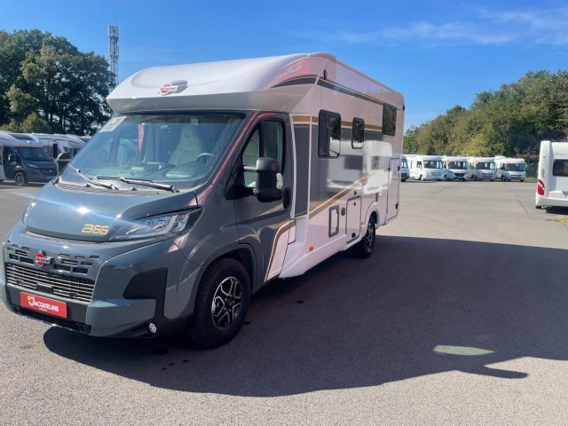 Burstner Camping-Car t690 td B66 - Photo 3