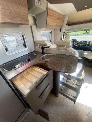 Burstner Camping-Car t690 td B66 - Photo 9