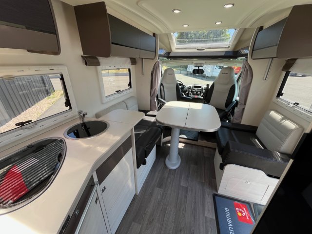 Challenger Genesis 275 - Photo 8