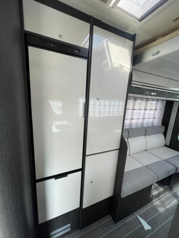 Roller Team Kronos 274 TL FORD - Photo 12