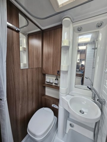 Burstner Averso Top 485 TS - Photo 16