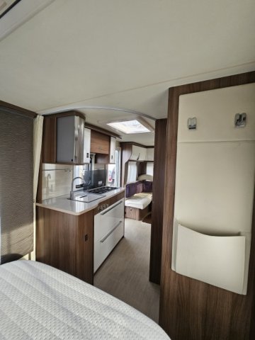 Burstner Averso Top 485 TS - Photo 22