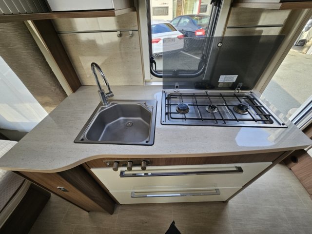 Burstner Averso Top 485 TS - Photo 25