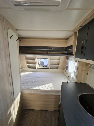 Hobby De Luxe 440 SF DELUX EDITION - - Photo 9