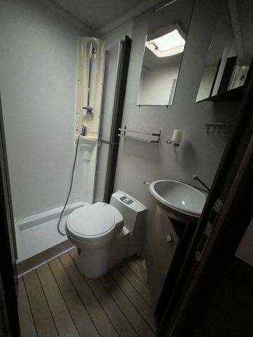 Bavaria Arctic T71 - Photo 6