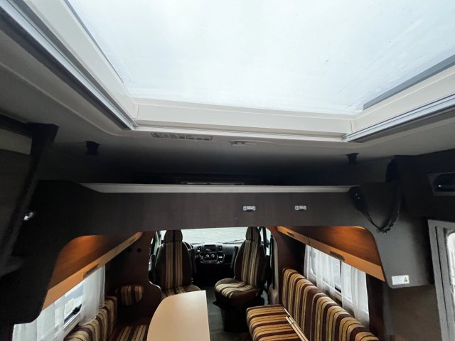 Bavaria Arctic T71 - Photo 7