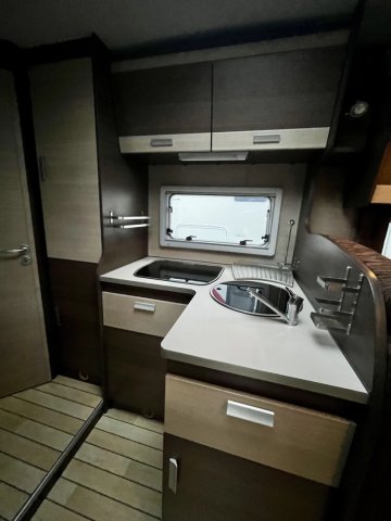 Bavaria Arctic T71 - Photo 8