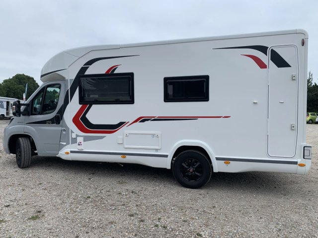 Challenger 270 Premium - Photo 2