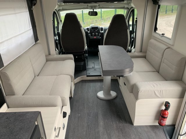 Challenger 270 Premium - Photo 4