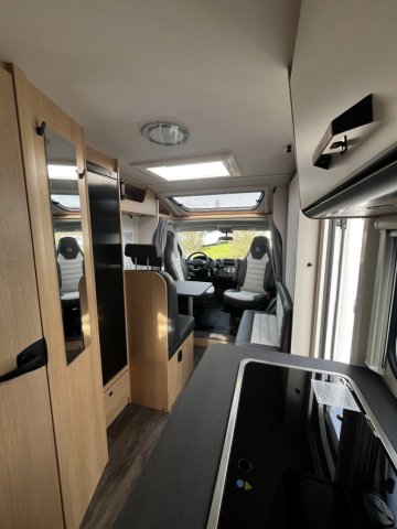 Sunlight V 67S Adventure Edition - Photo 7