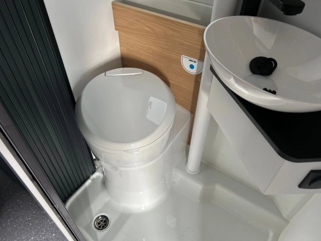 Adria Twin 640 SLB - Photo 11