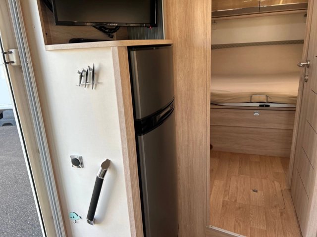 Rapido 696 F Premium Edition - Photo 8