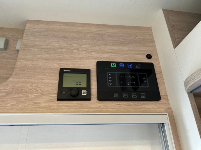 Rapido 696 F Premium Edition - Photo 9