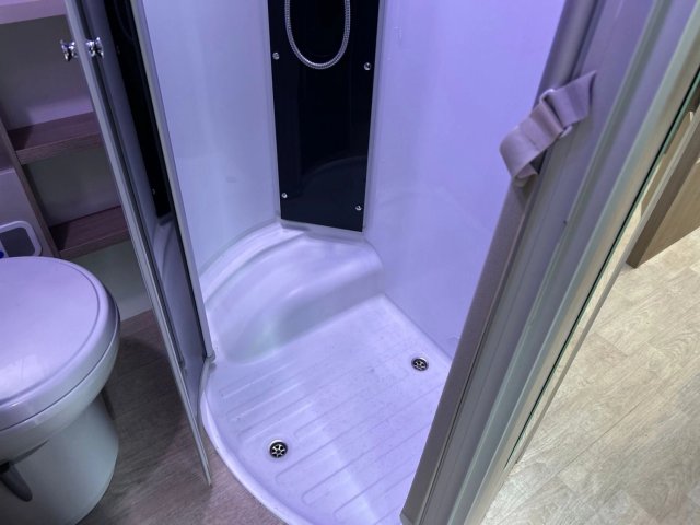 Challenger Genesis 256 - Photo 14