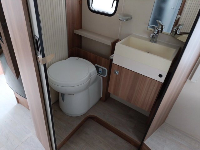 Challenger Genesis 398 EB - Photo 10