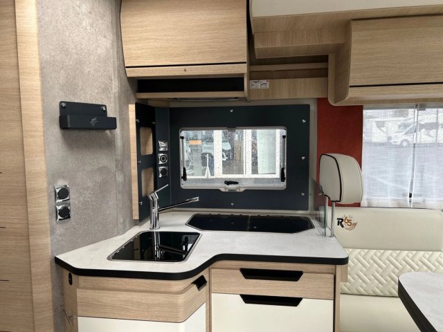 Rapido 696 F 65 Ans - Photo 7