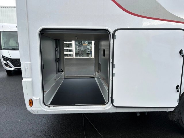 Rapido 696 F 65 Ans - Photo 14