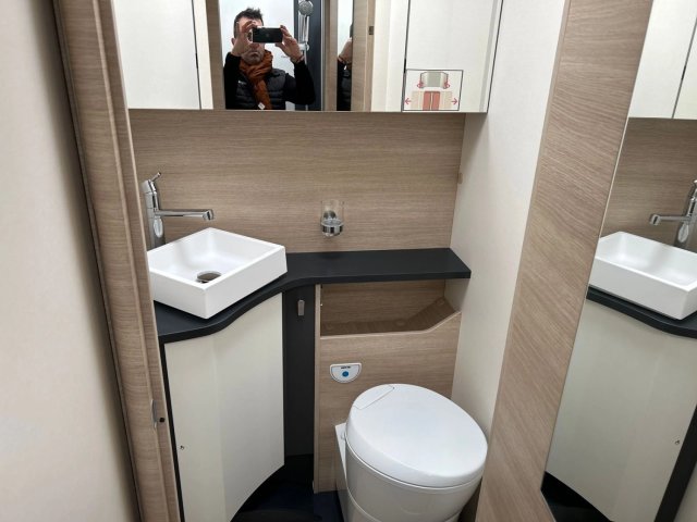 Rapido 696 F - Photo 12