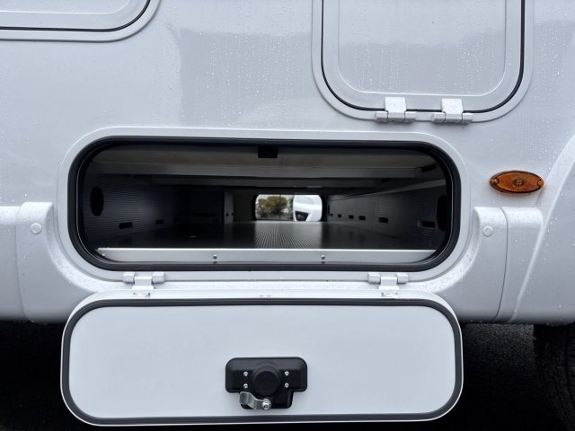 Rapido 8096 DF - Photo 26