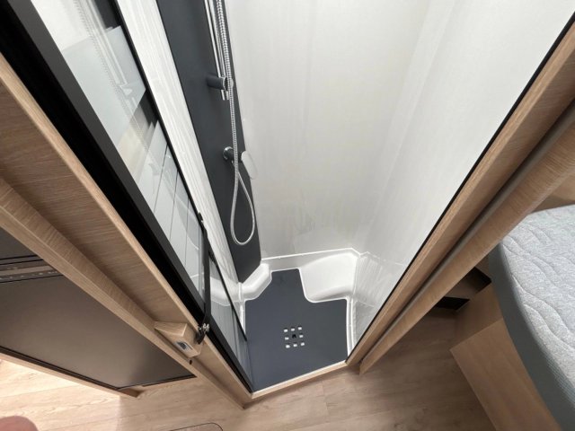 Rapido 8096 DF - Photo 30