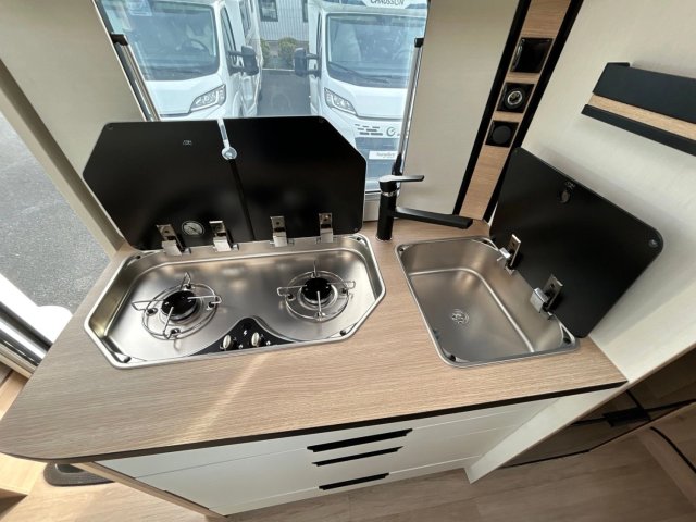 Rapido 850 F - Photo 17