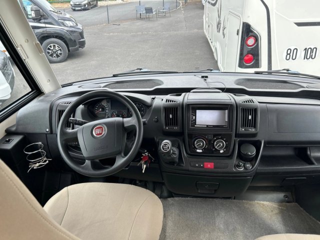 Rapido 890 F - Photo 3
