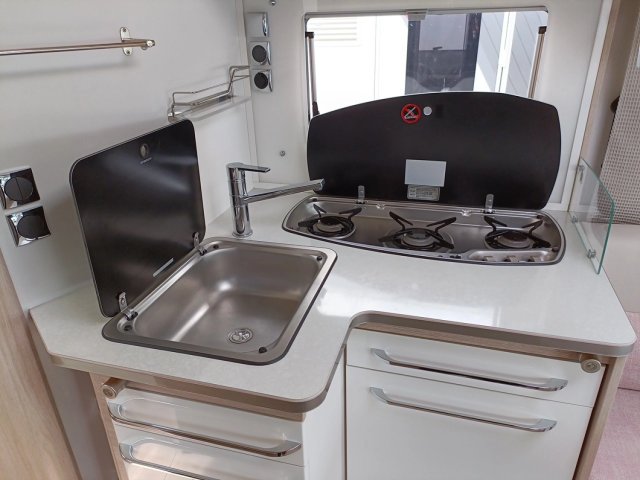Rapido 896 F - Photo 7