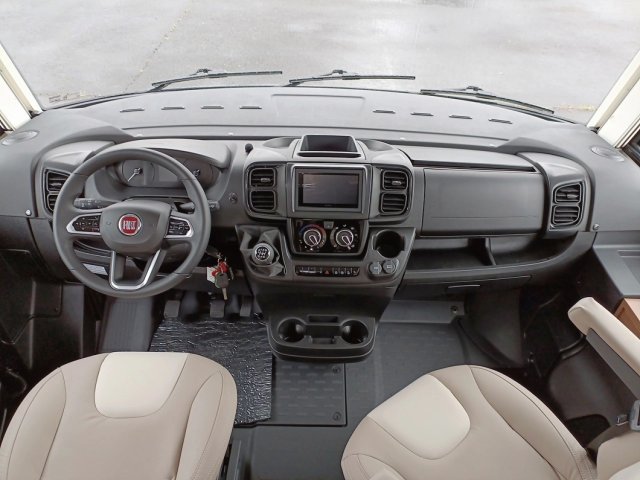Rapido 896 F - Photo 15