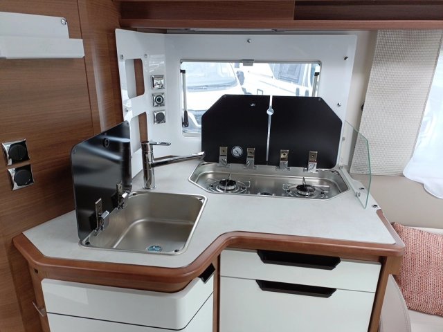 Rapido 896 F - Photo 17