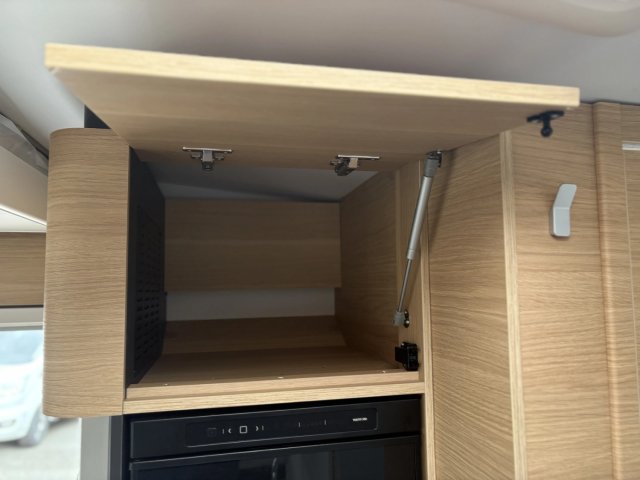 Adria Matrix 650 DC Limited Edition 60 Years - Photo 9