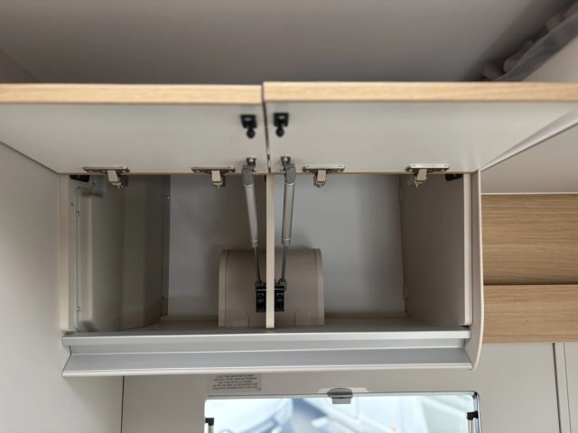 Adria Matrix 650 DC Limited Edition 60 Years - Photo 10