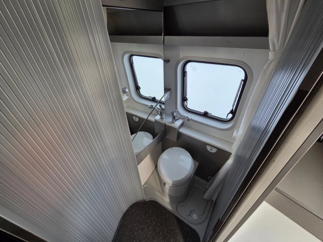 Adria Twin 600 SPT Titan - Photo 19