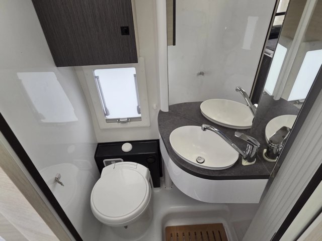 Challenger 240 Open Edition 2022 - Photo 21