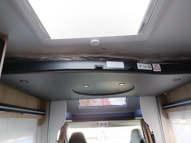 Challenger 384 Etape Edition Location HUNYVERS - Photo 13