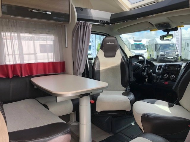 Challenger Genesis 288 EB - Photo 17